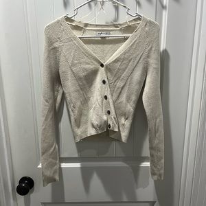 Cream cropped button down.